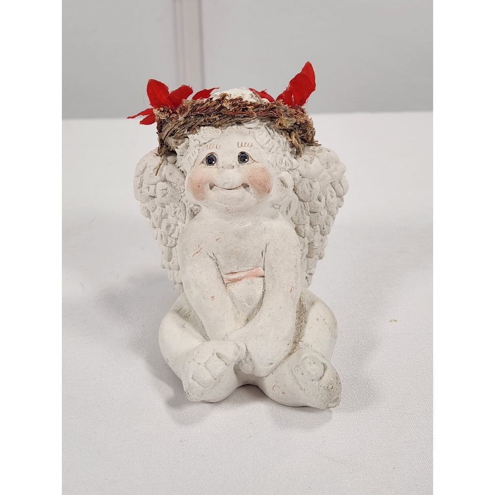 Dreamsicles 1994 DX101 "Sitting Pretty" Cherub Angel Pointsettia Figurine Signed